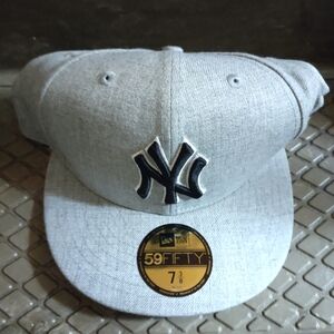 New Era Gray 59FIFTY Fitted Cap